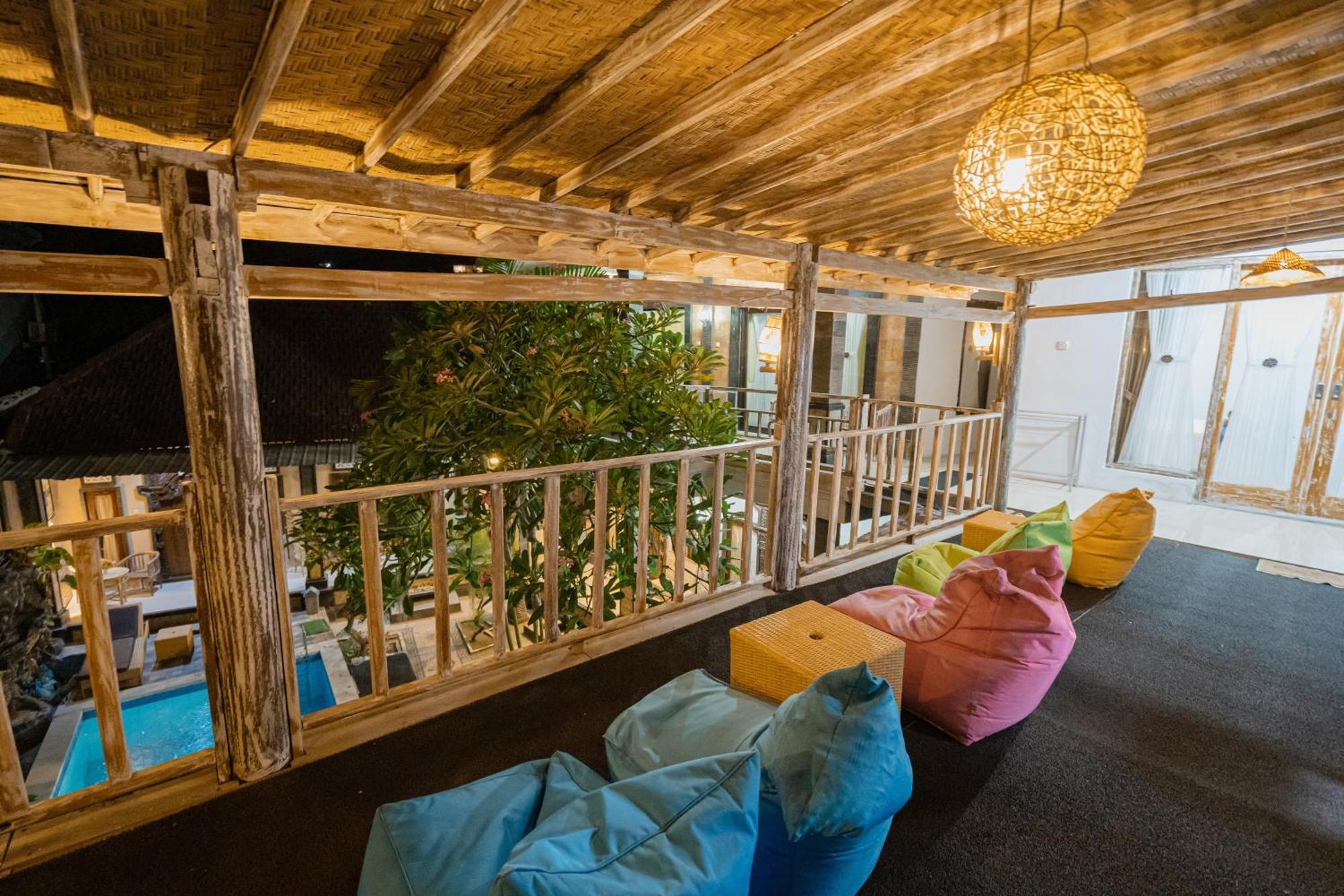 The Mel Homestay Batununggul Exterior foto